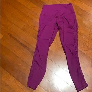 Lululemon magenta legging with mesh